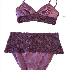 Adagio Intimo Silk 2 pc Luxury Lingerie NWT $190 S/M